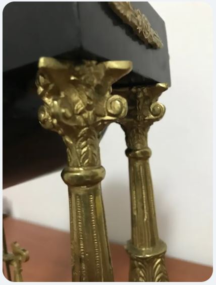 Ceas de masa imperial de tip Portico
