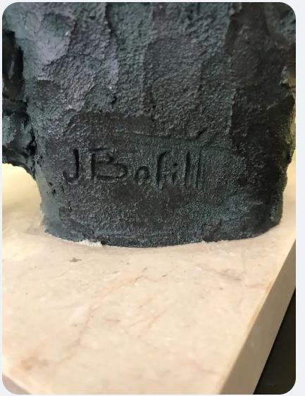 Statuie semnata Josep Bofill