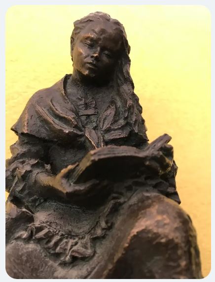 Statuie semnata Josep Bofill