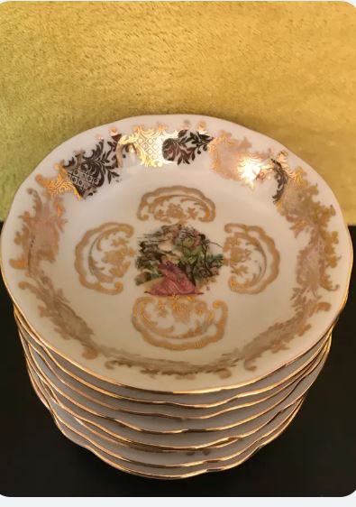 Set de 8 farfurii japoneze din porțelan
