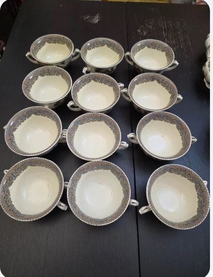Set de cafea si supa Viejo Molino marca La Cartuja de Sevilla pentru 12 persoane