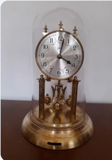 Ceas 400 zile Schatz, cu pendul actionat de fir de torsiune