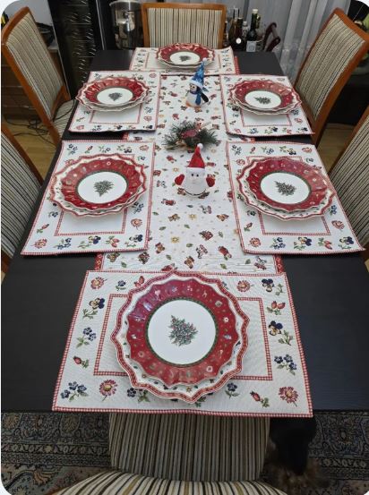 Set vesela Craciun Villeroy & Boch pentru 8 persoane