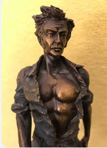 Statuie semnata M. Senserrich, reprezentand un tanar la munca campului