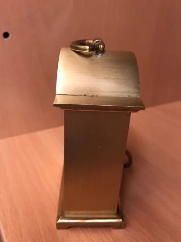 Ceas desteptator de masa Swiza 8.